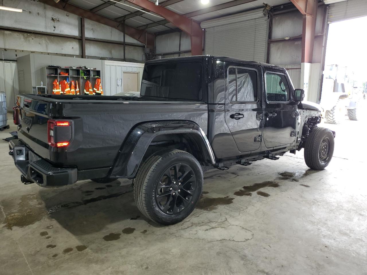 2022 Jeep Gladiator Overland vin: 1C6HJTFG4NL156433