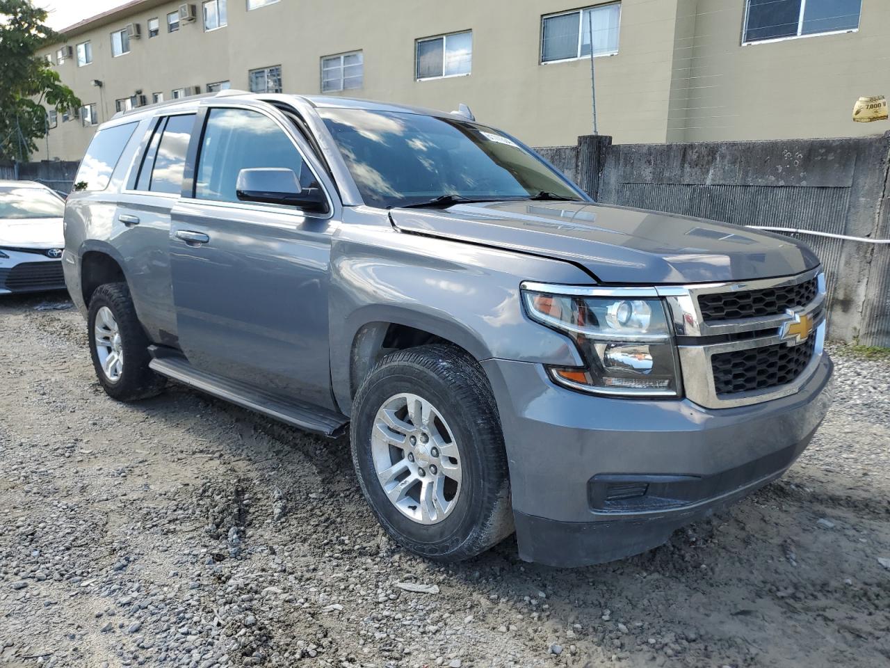 2018 Chevrolet Tahoe C1500 Ls vin: 1GNSCAKC7JR179154