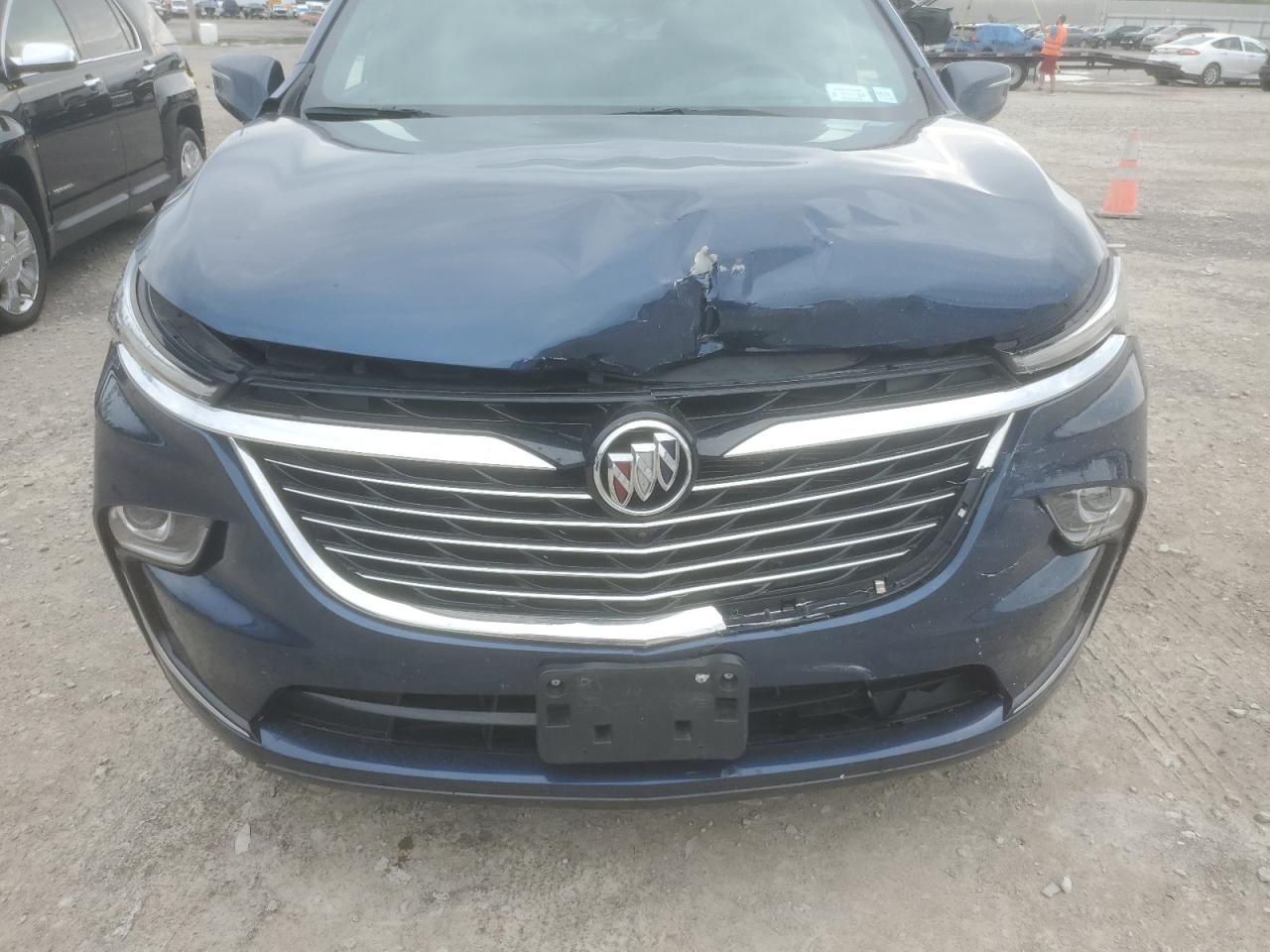 5GAEVBKWXPJ106806 2023 Buick Enclave Premium