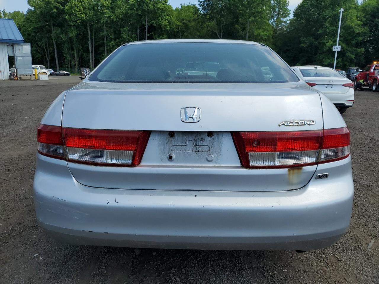 1HGCM66334A000999 2004 Honda Accord Lx