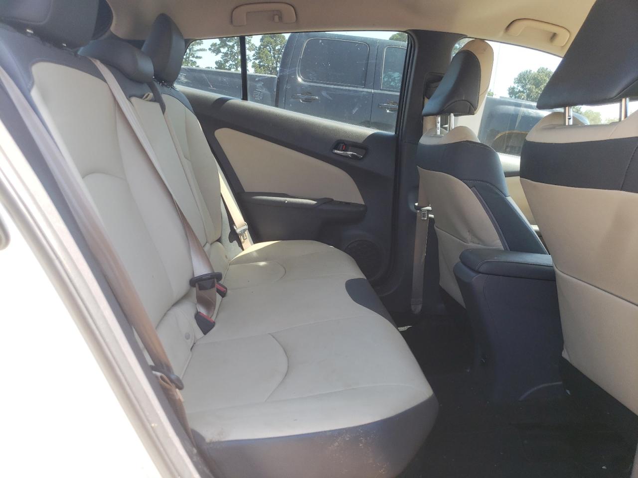 JTDKARFU9G3513082 2016 Toyota Prius