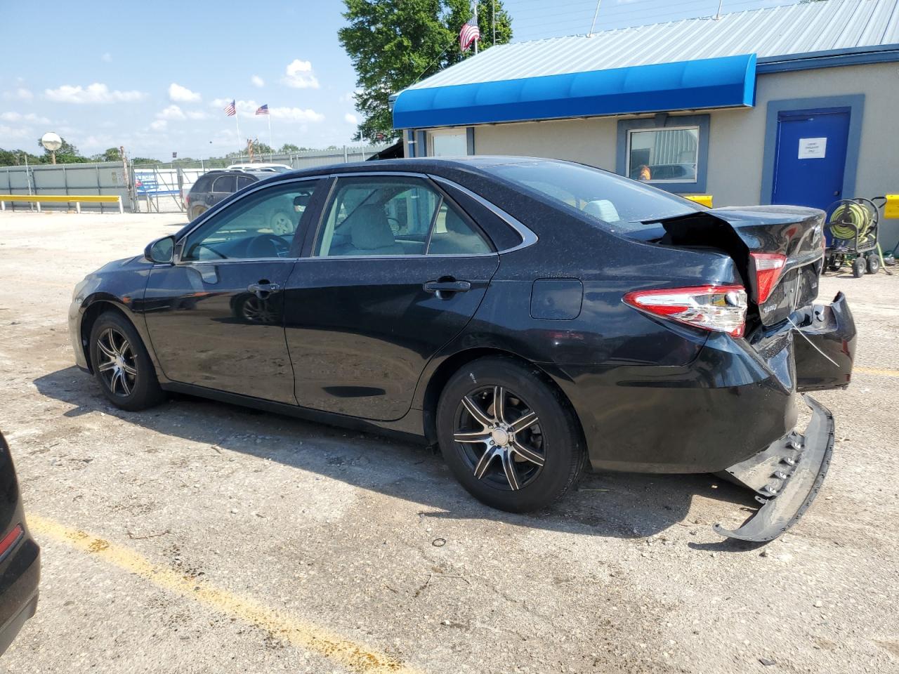 4T4BF1FK7FR458689 2015 Toyota Camry Le