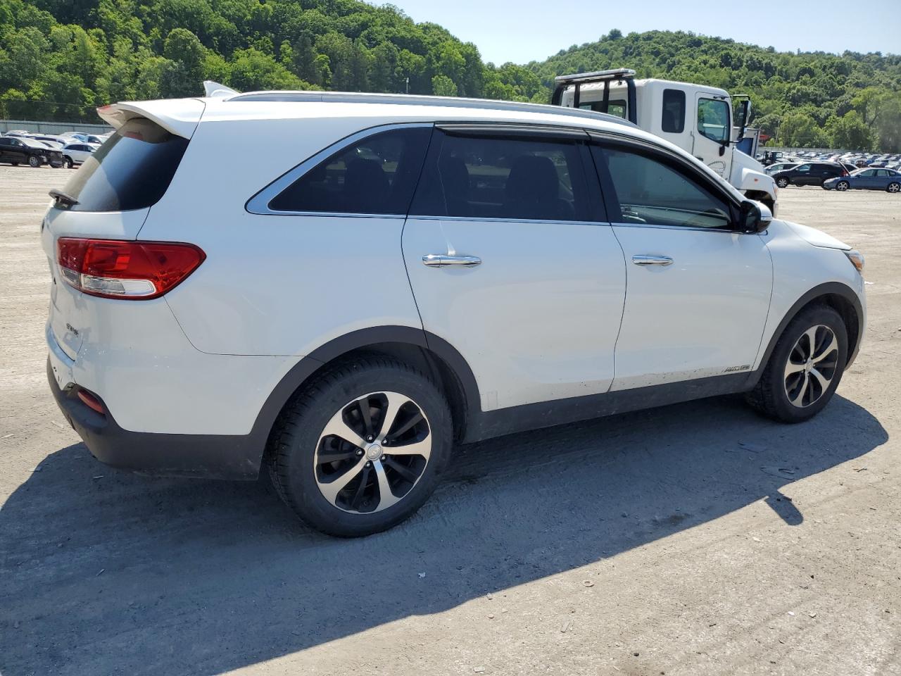 2016 Kia Sorento Ex vin: 5XYPHDA53GG005562