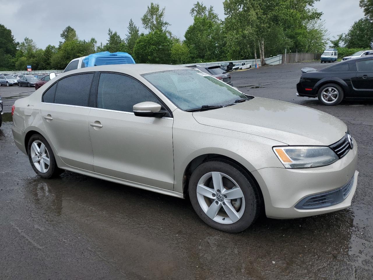 2014 Volkswagen Jetta Tdi vin: 3VWLL7AJ7EM237008