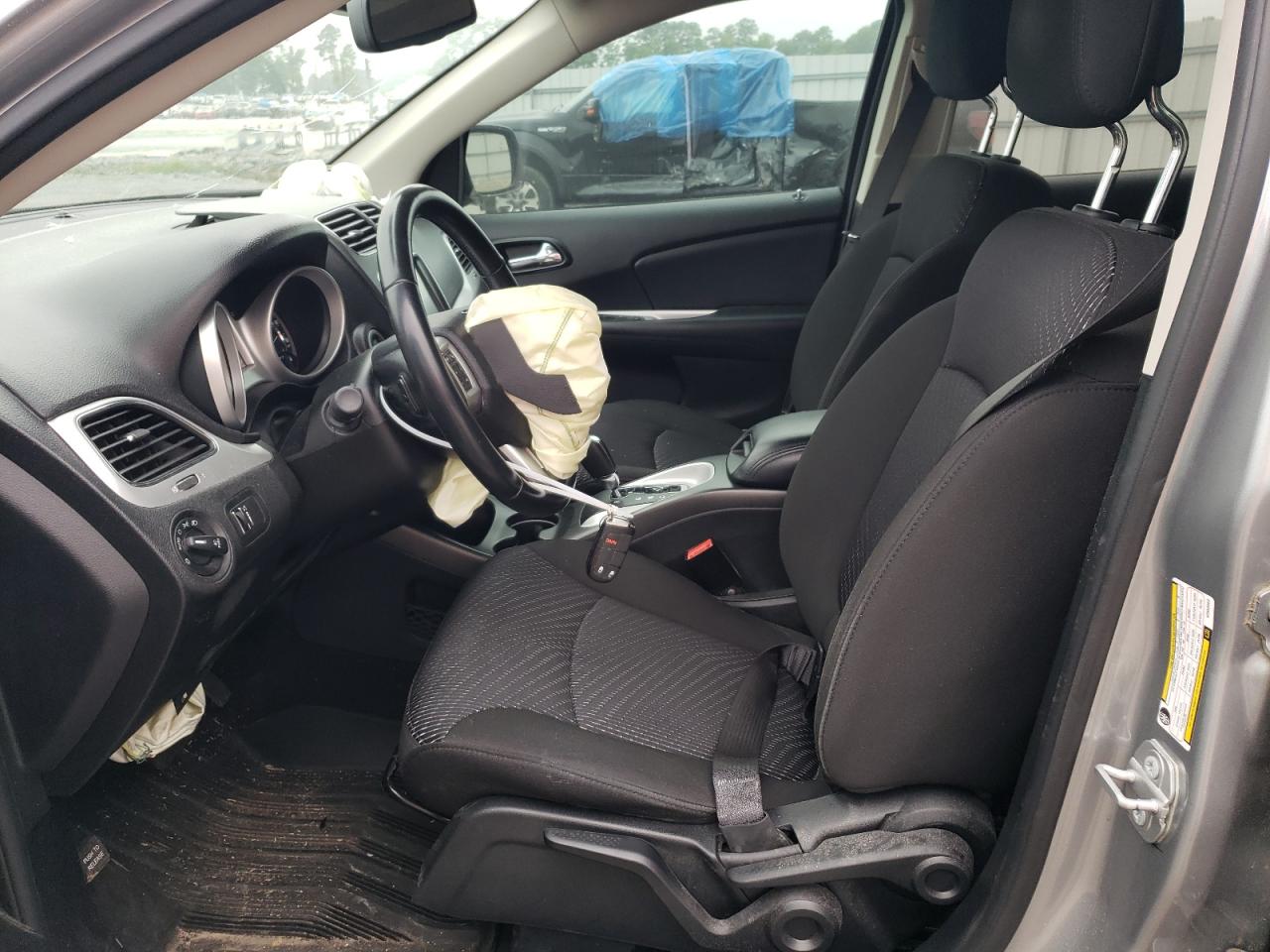 3C4PDCBB7KT863953 2019 Dodge Journey Se