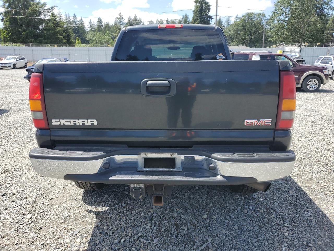 1GTHK29U83E376385 2003 GMC Sierra K2500 Heavy Duty