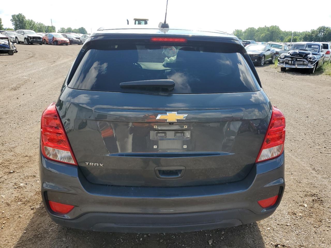 3GNCJKSB5KL340567 2019 Chevrolet Trax Ls