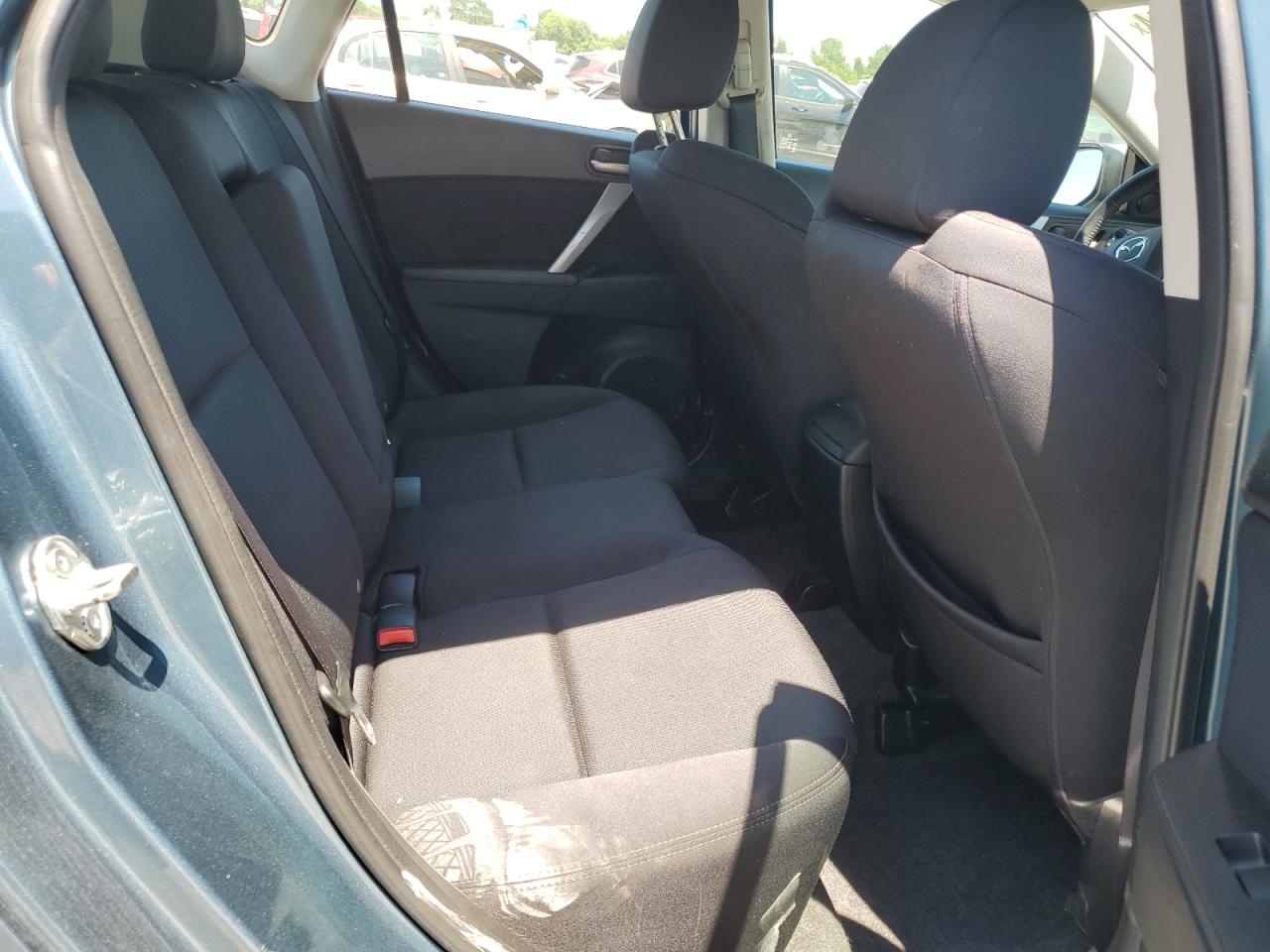 JM1BL1K55B1418789 2011 Mazda 3 S