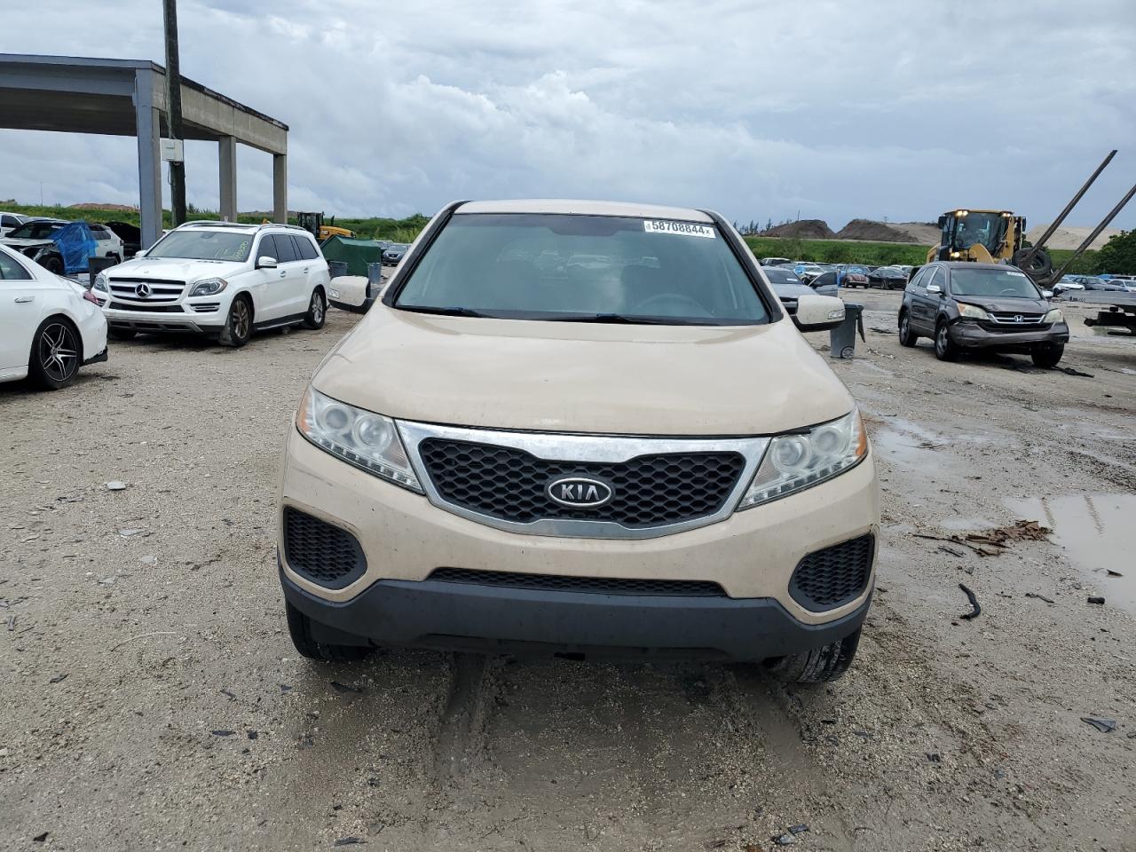 5XYKT3A14BG110457 2011 Kia Sorento Base 5XYKT3A14BG110457 2011 Kia Sorento Base