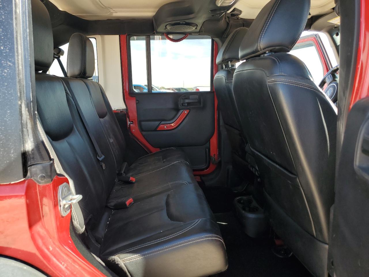 1C4BJWFG6EL285127 2014 Jeep Wrangler Unlimited Rubicon