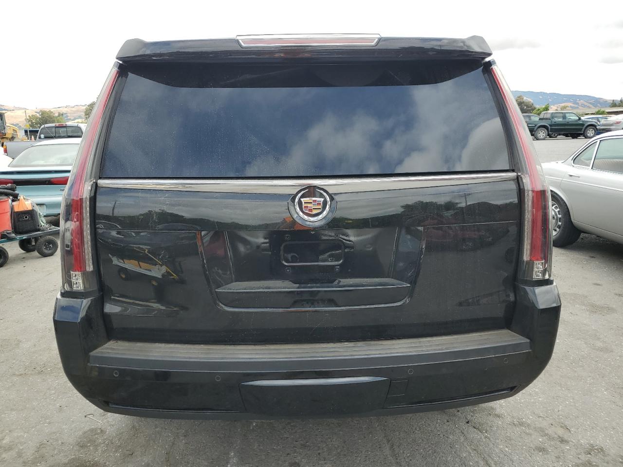 1GYS4CKJ8FR200949 2015 Cadillac Escalade Premium