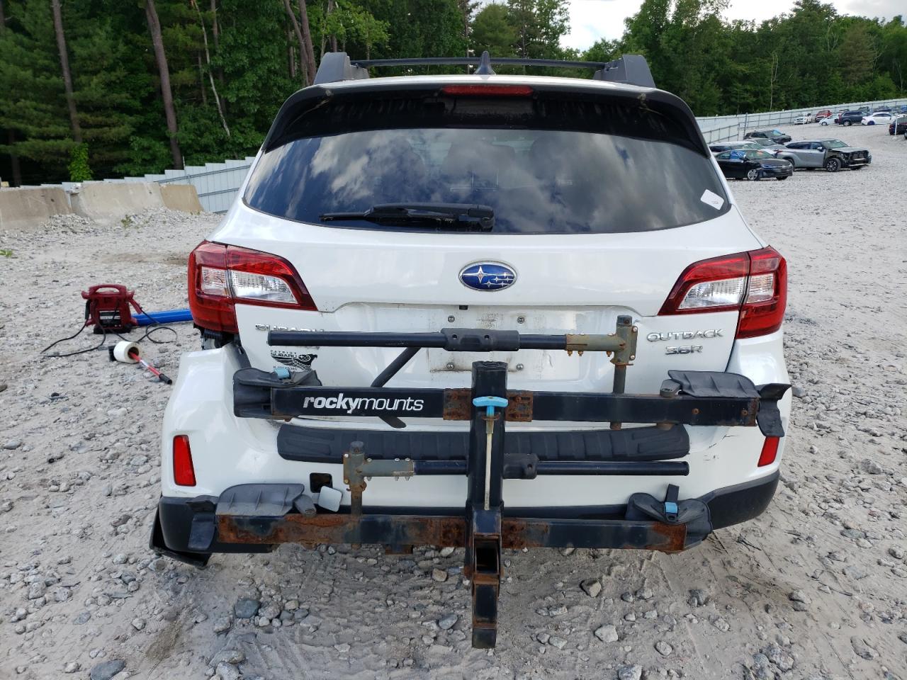 4S4BSEKC2H3421702 2017 Subaru Outback 3.6R Limited