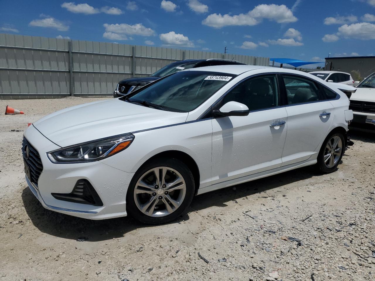 2018 Hyundai Sonata Sport vin: 5NPE34AF6JH610576