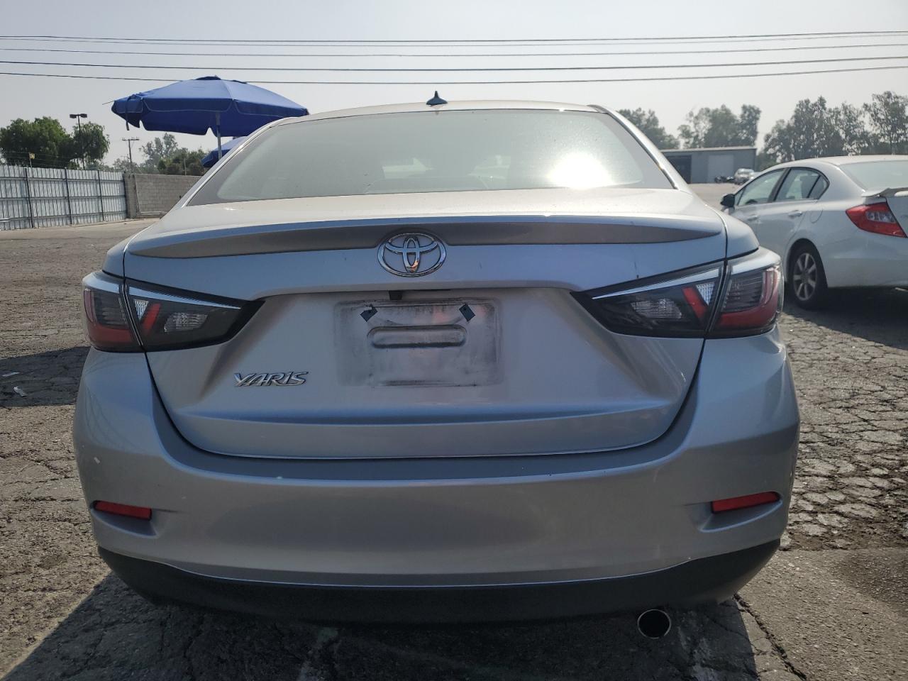 2019 Toyota Yaris L vin: 3MYDLBYV2KY505522