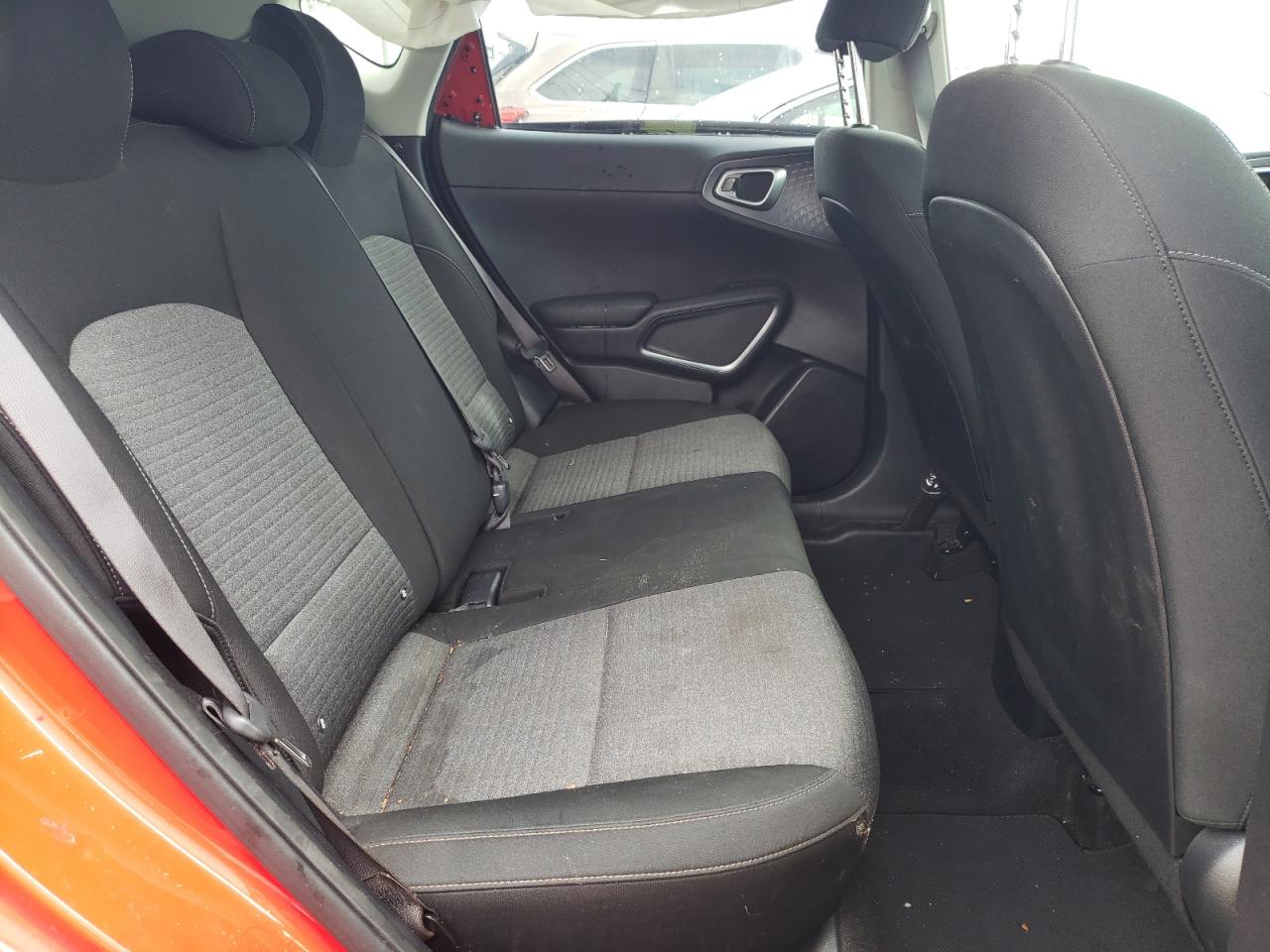 KNDJ23AU4L7042801 2020 Kia Soul Lx