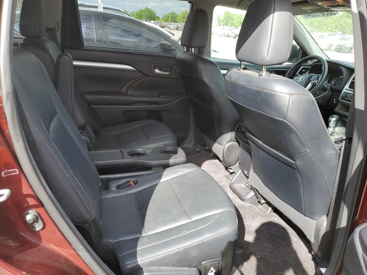 5TDKKRFH3FS096216 2015 Toyota Highlander Xle