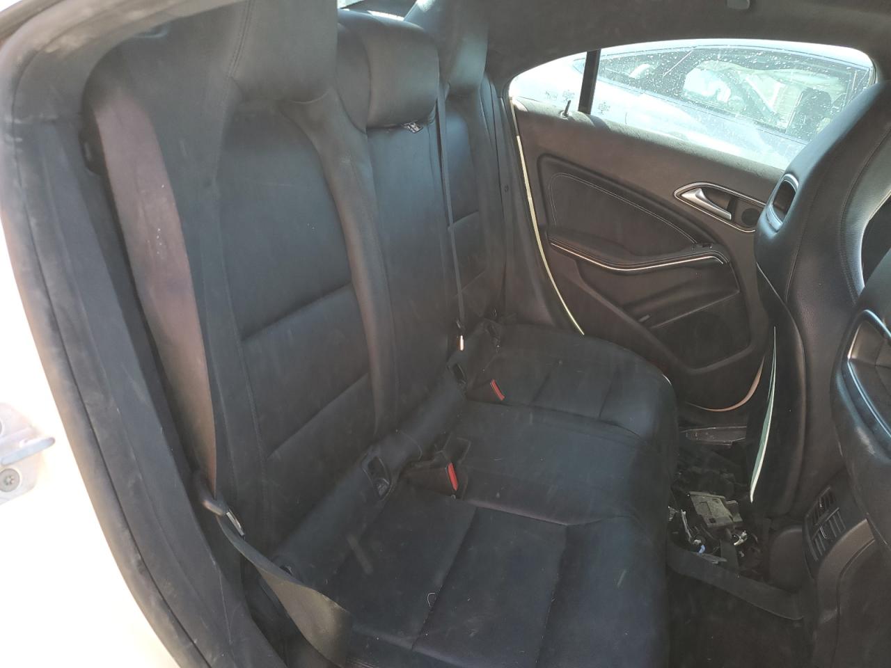 WDDSJ4EB1EN061574 2014 Mercedes-Benz Cla 250