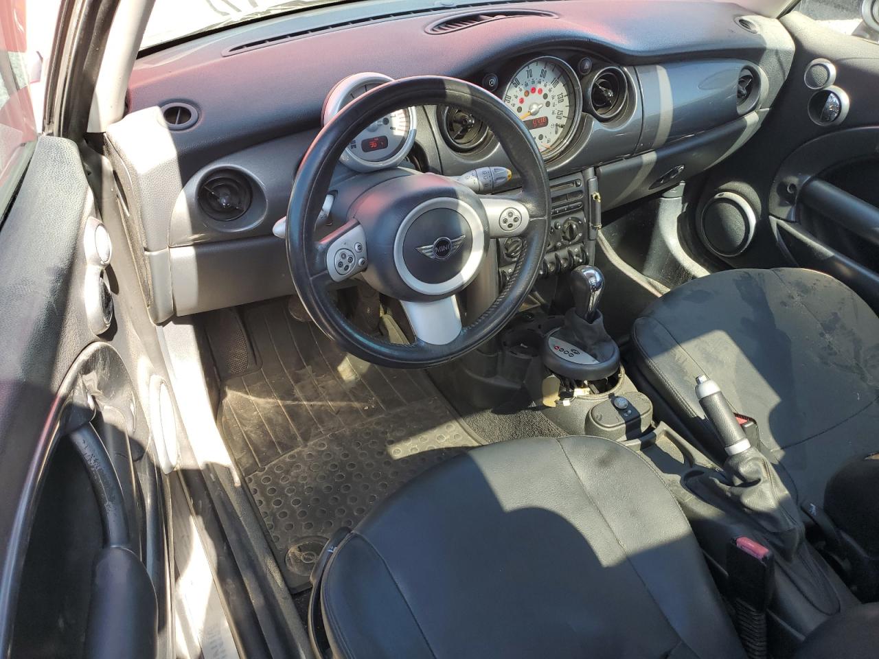 WMWRC33536TJ74916 2006 Mini Cooper