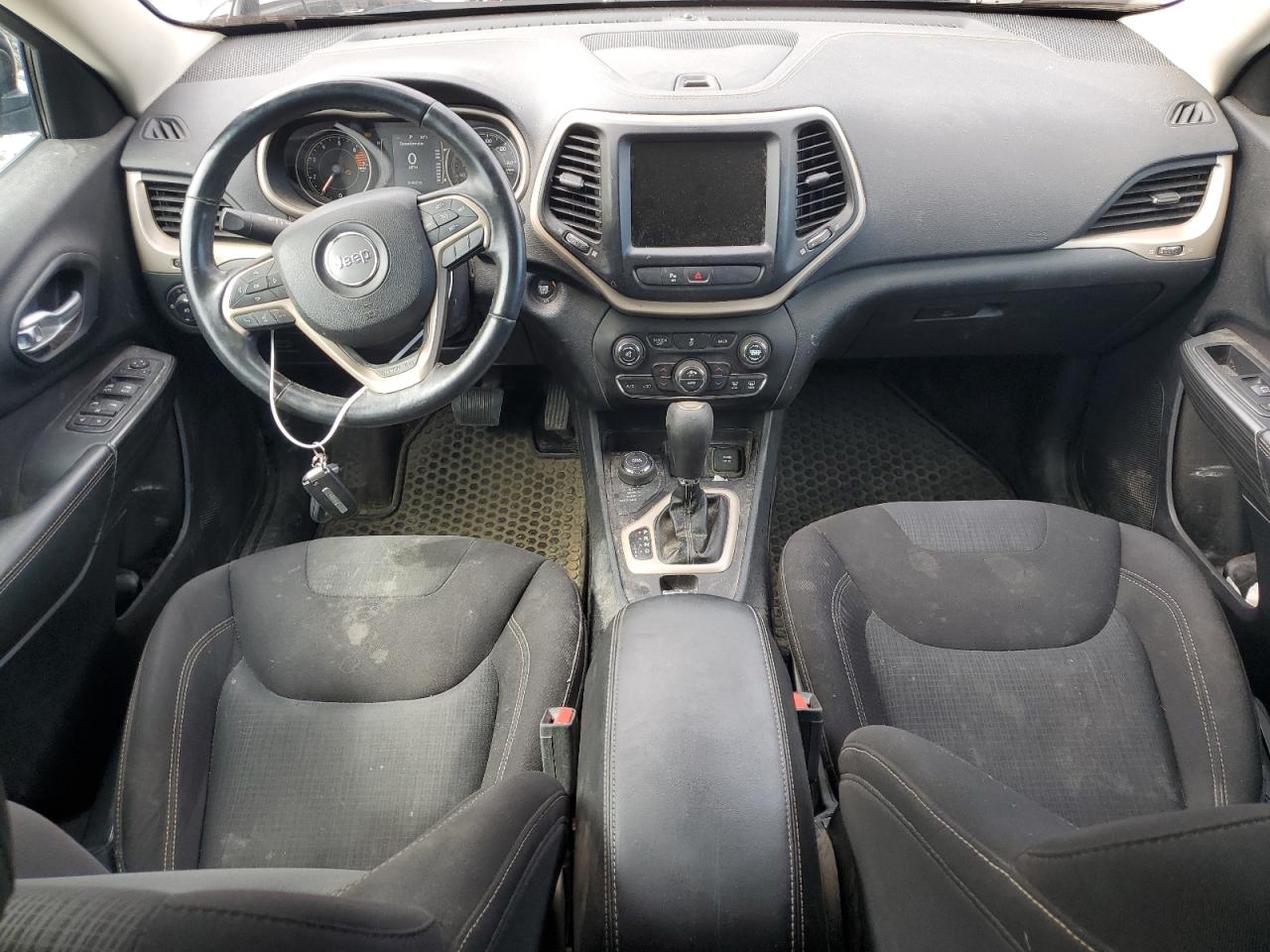 1C4PJMCB8GW367073 2016 Jeep Cherokee Latitude