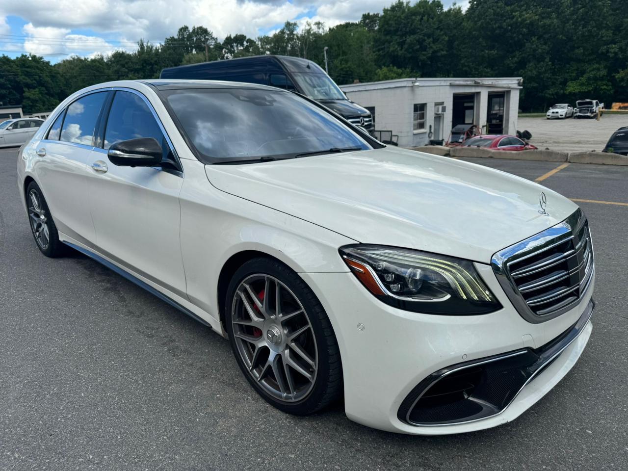 2018 Mercedes-Benz S 63 Amg 4Matic vin: WDDUG8JB8JA422854