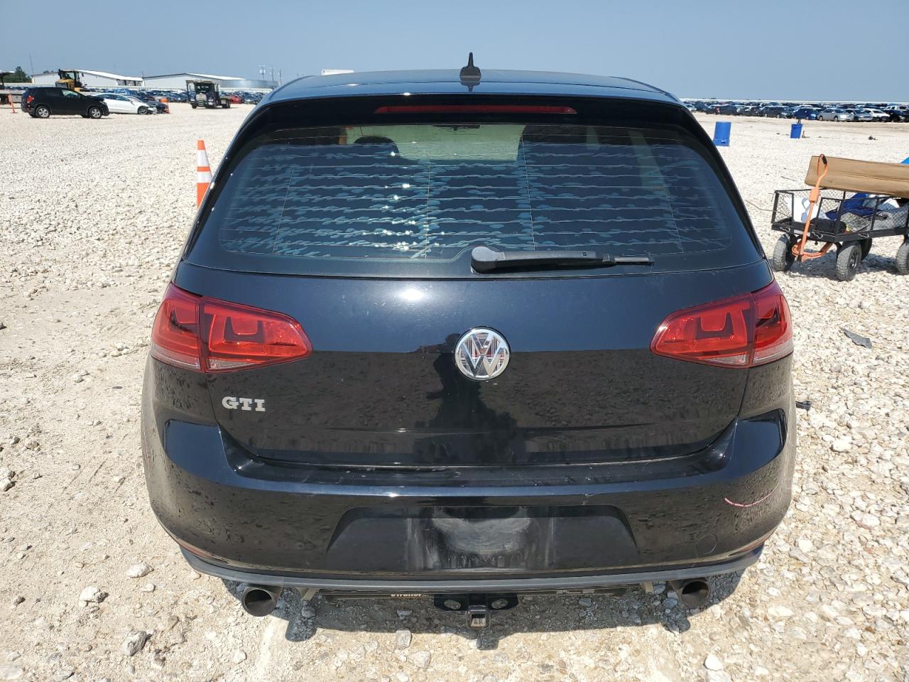 3VW5T7AU3HM019140 2017 Volkswagen Gti S