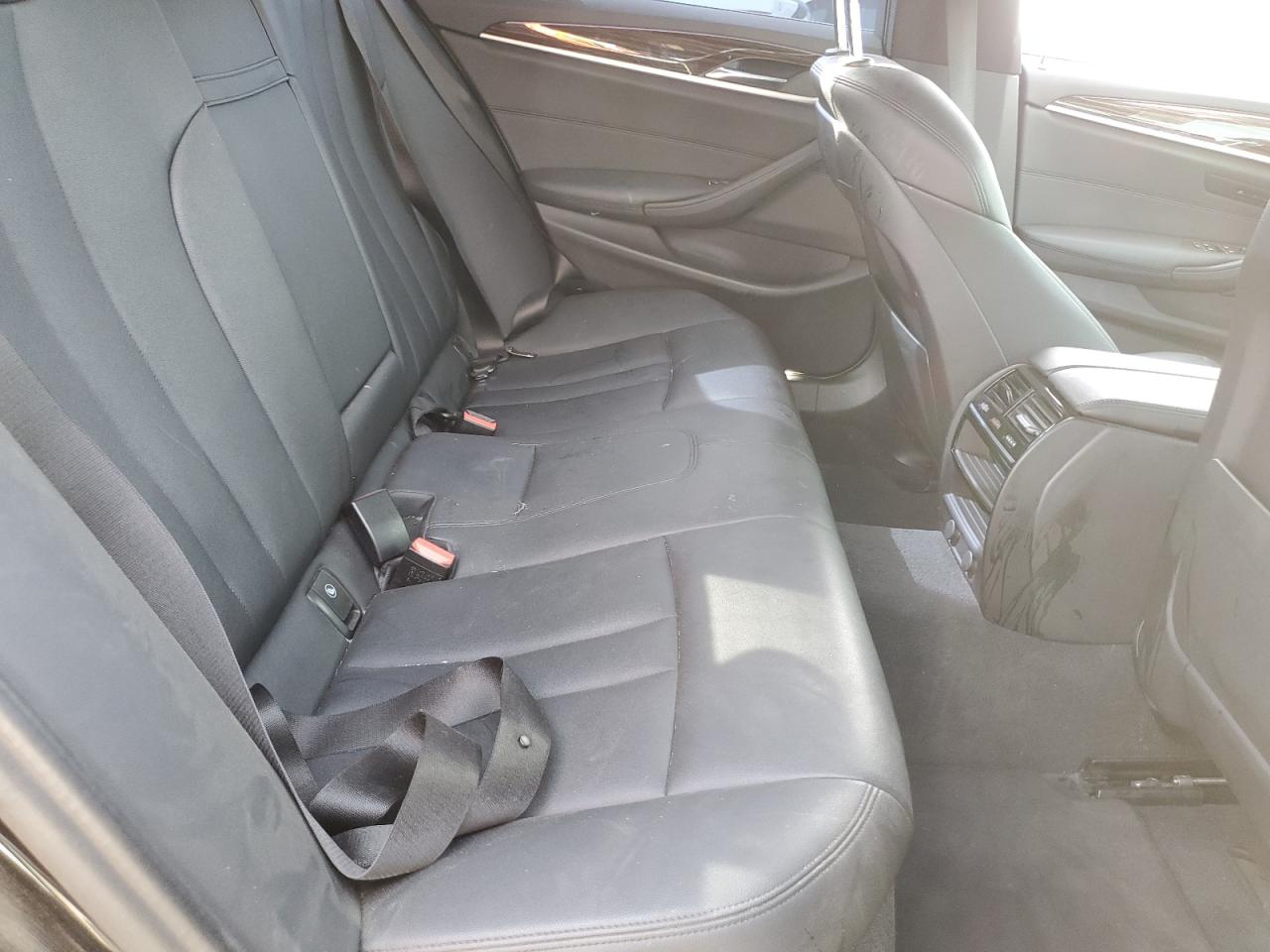 WBAJA5C59KWW12894 2019 BMW 530 I