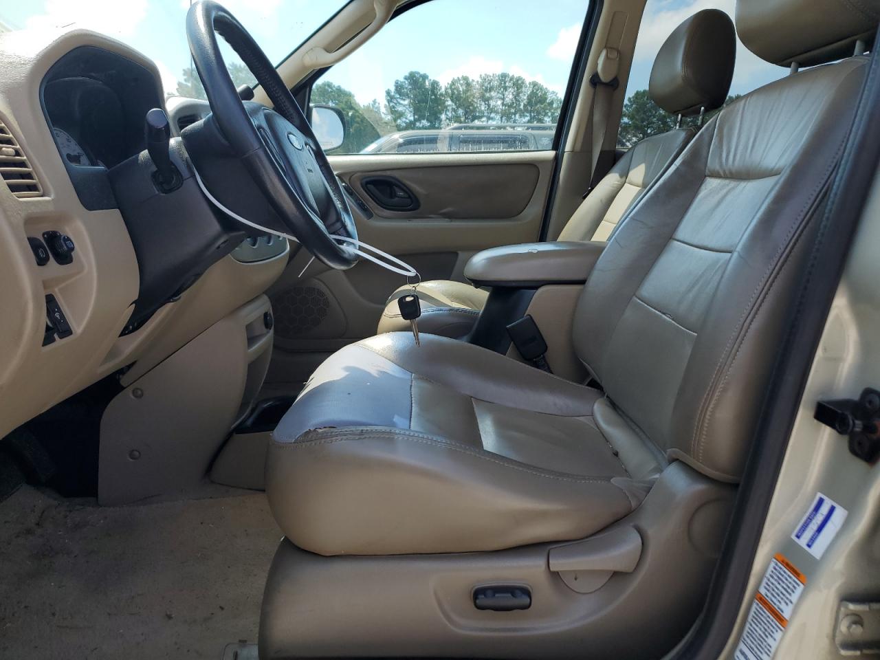 1FMCU04194KA63866 2004 Ford Escape Limited