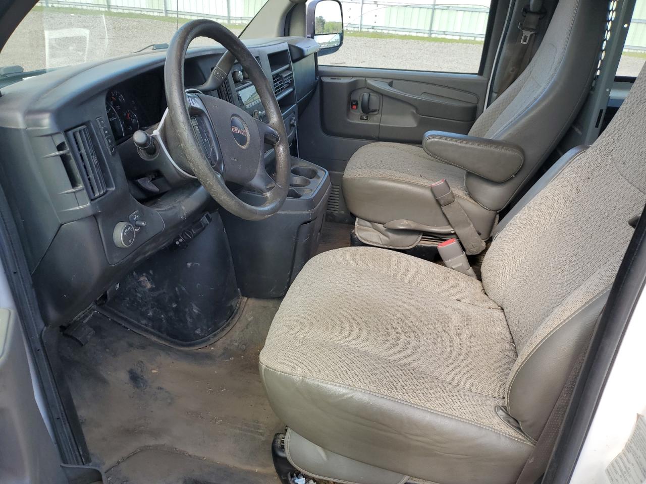 1GTW7FCA2E1902034 2014 GMC Savana G2500