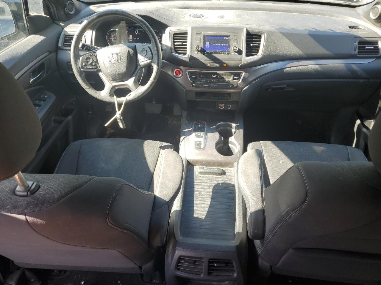 5FNYF8H25LB014813 2020 Honda Passport Sport