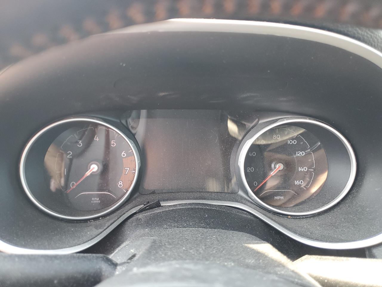 3C4NJDBB2JT331661 2018 Jeep Compass Latitude