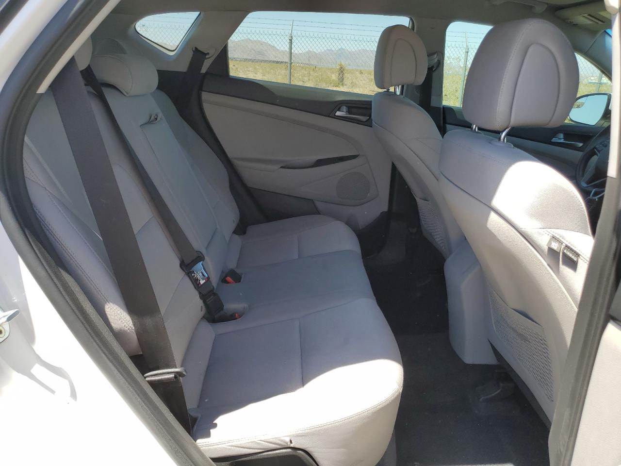 KM8J23A48HU592507 2017 Hyundai Tucson Se