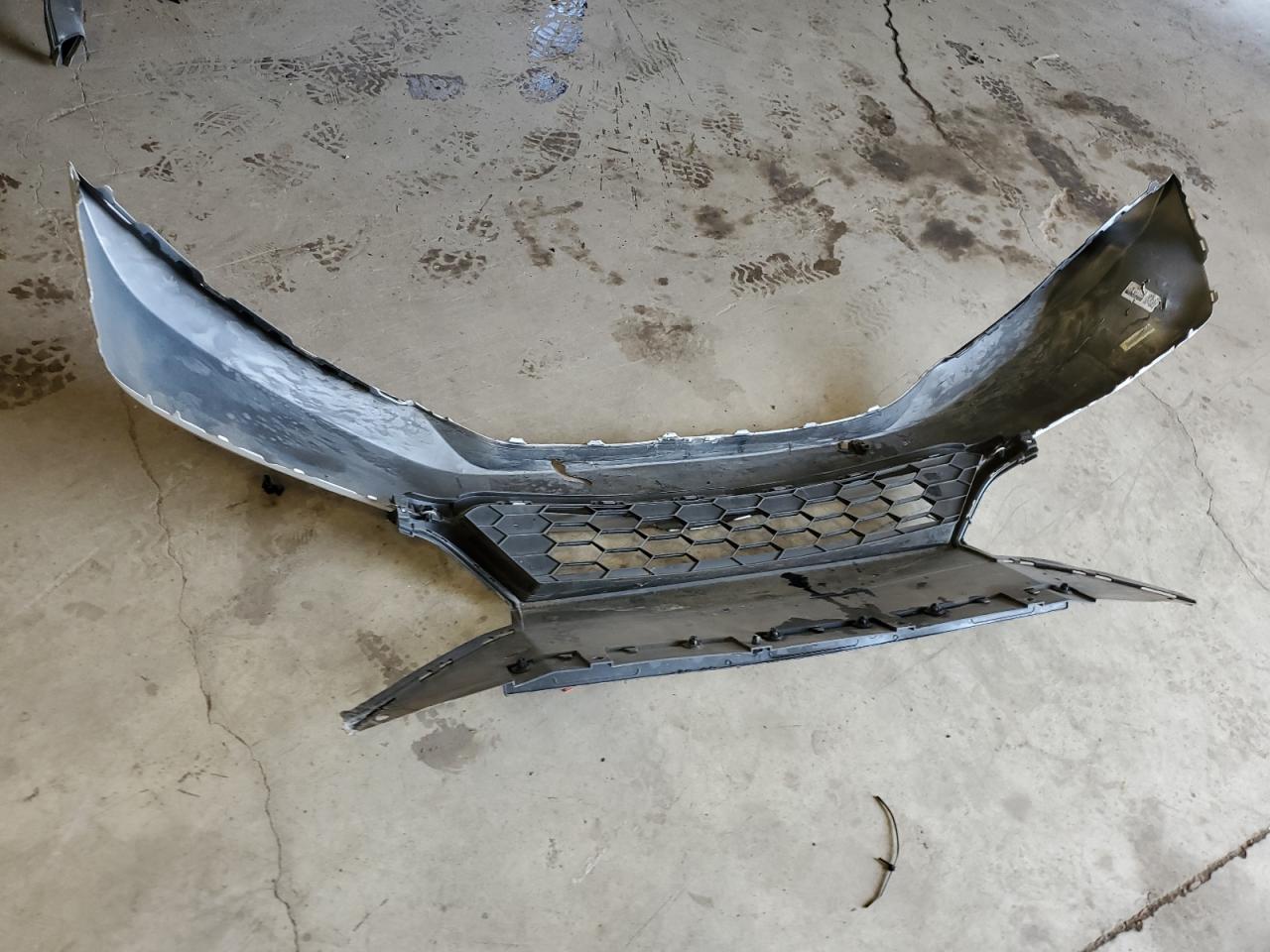 JHMZC5F35JC000443 2018 Honda Clarity Touring