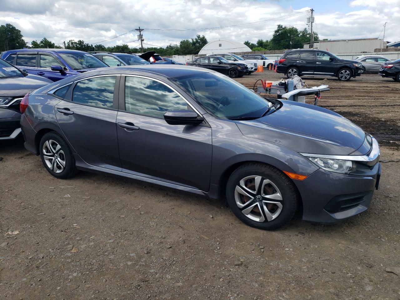 2HGFC2F55HH520381 2017 Honda Civic Lx 2HGFC2F55HH520381 2017 Honda Civic Lx