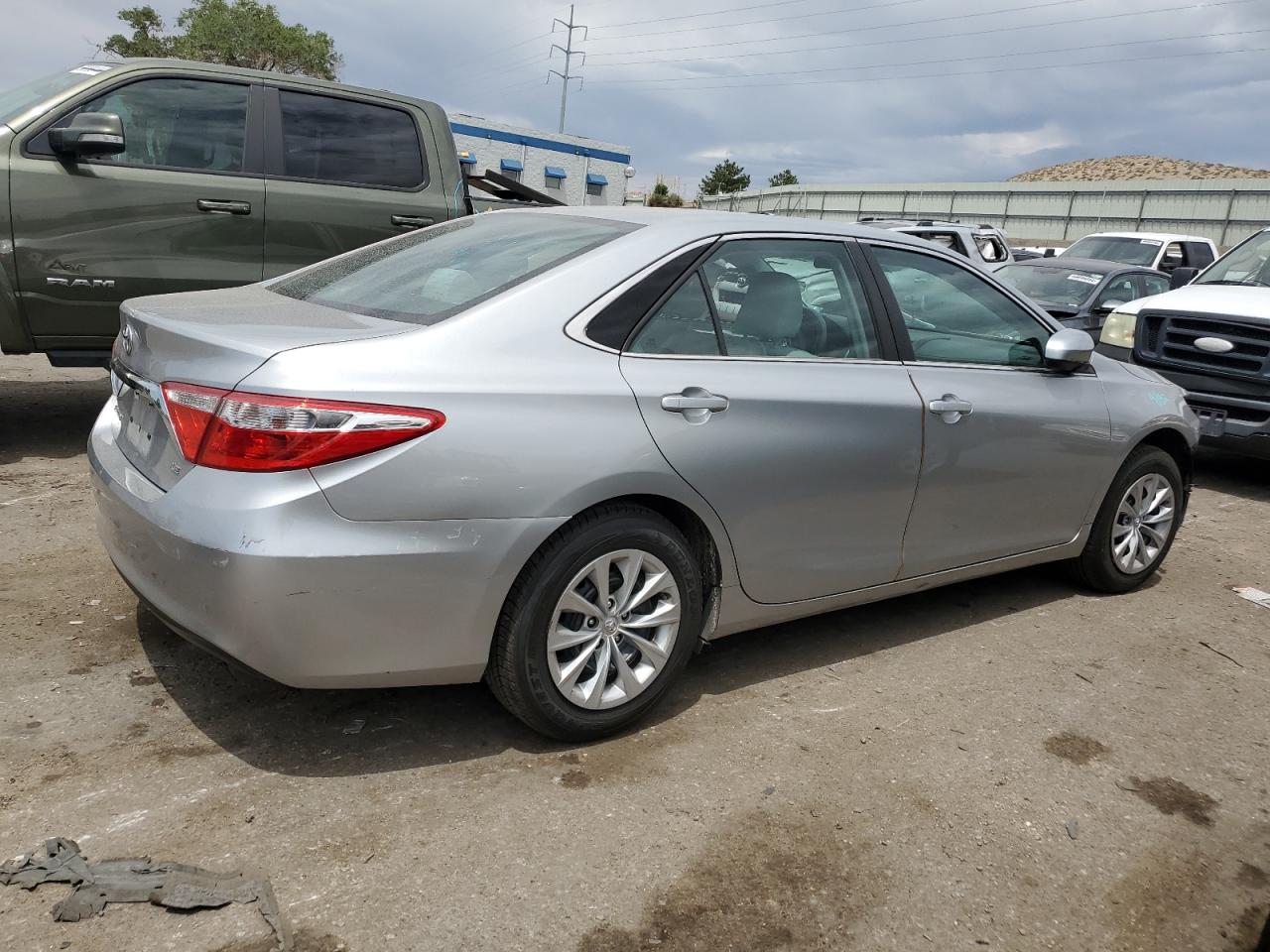 4T4BF1FK6GR525610 2016 Toyota Camry Le