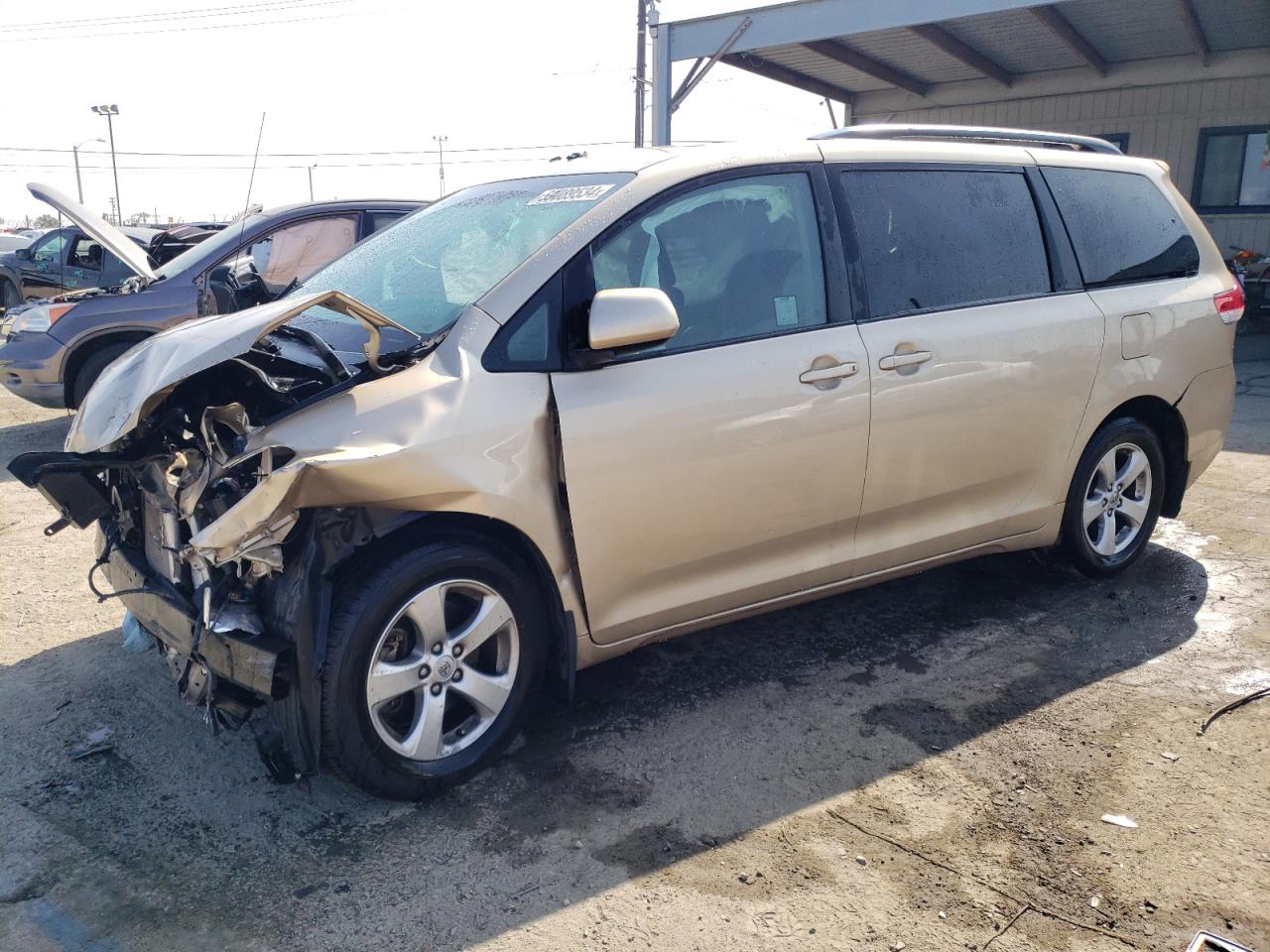 2013 Toyota Sienna Le vin: 5TDKK3DC9DS384534