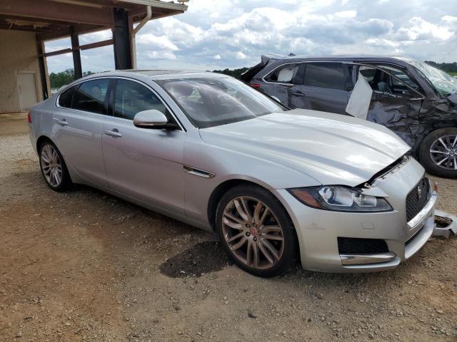 VIN SAJBE4BV5GCY08865 2016 Jaguar XF, Prestige no.4