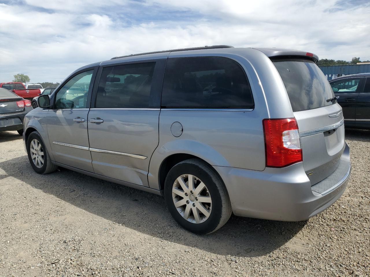 2015 Chrysler Town & Country Touring vin: 2C4RC1BG8FR739498