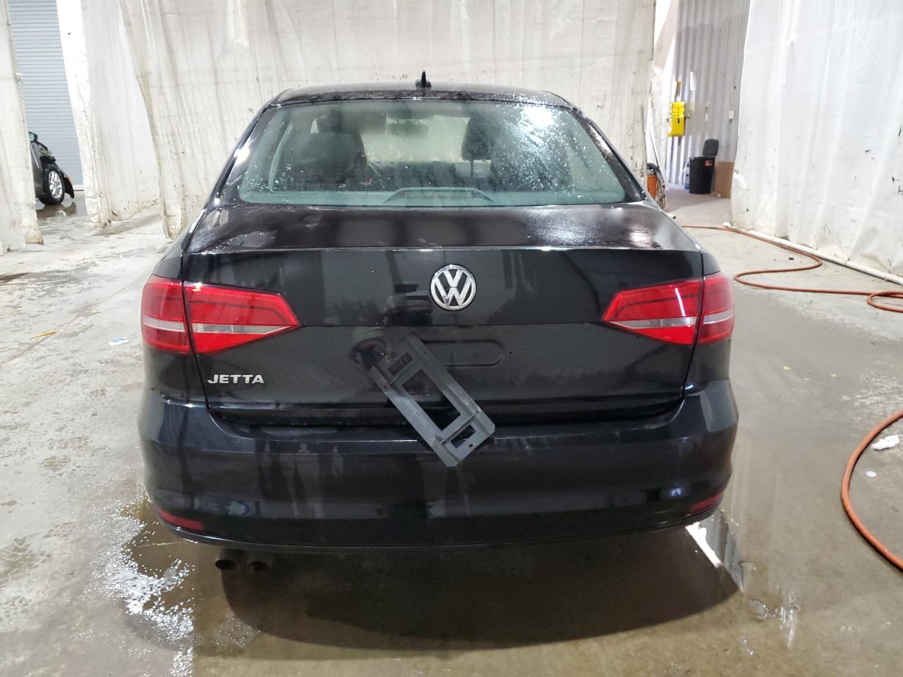 3VW2K7AJ6FM350643 2015 Volkswagen Jetta Base