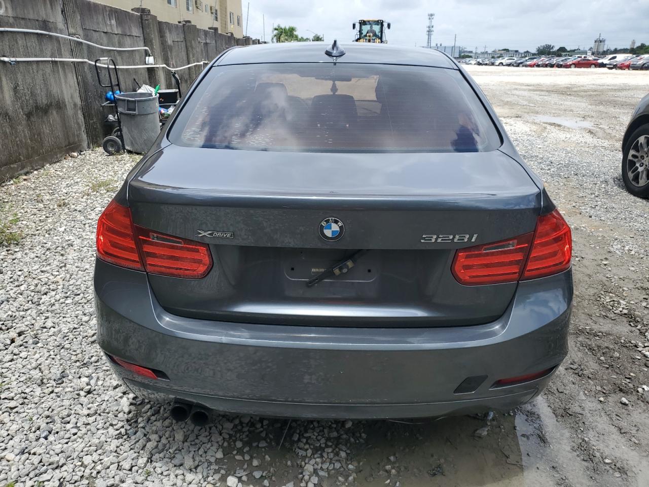 2014 BMW 328 Xi Sulev vin: WBA3B5G50ENS10188