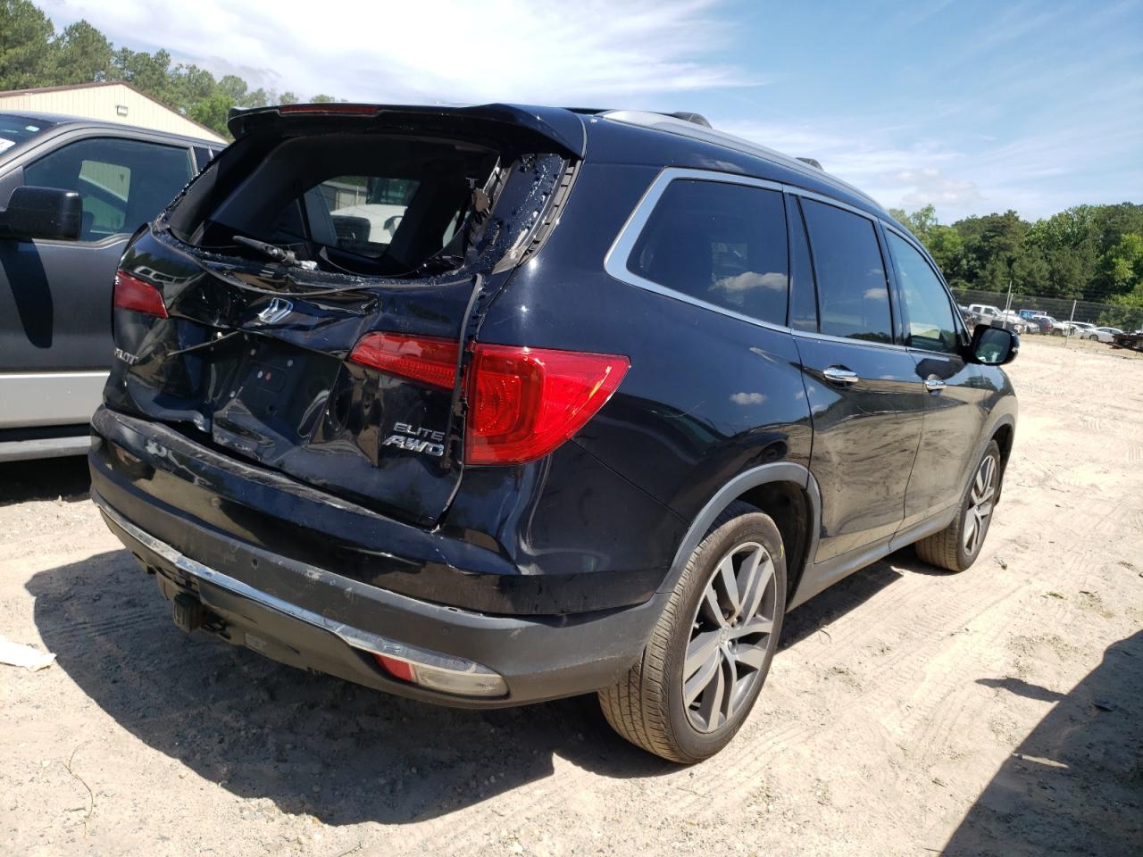 5FNYF6H02HB061386 2017 Honda Pilot Elite