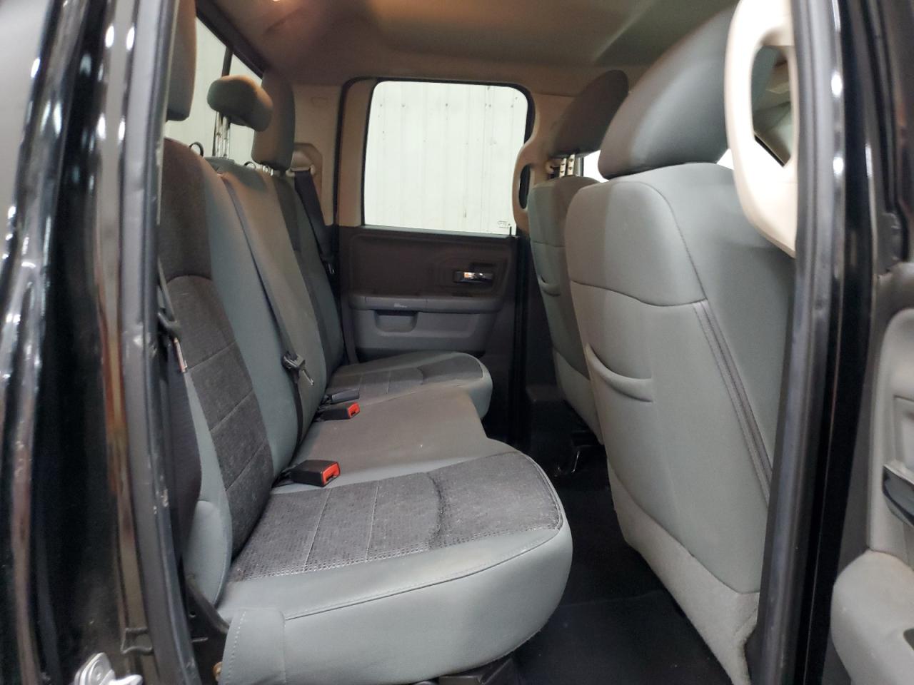 1C6RR7GG9DS640170 2013 Ram 1500 Slt