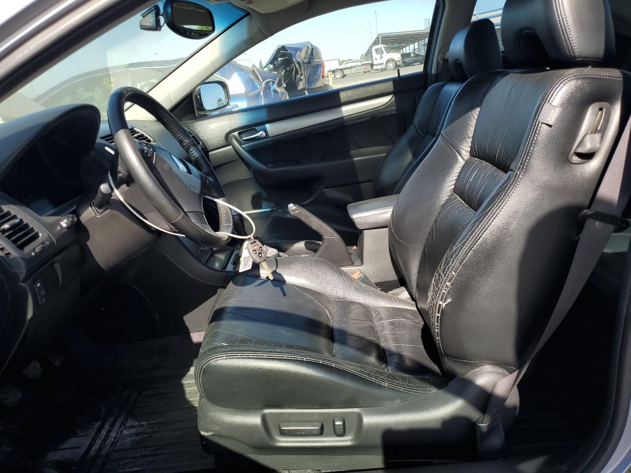 1HGCM716X4A019637 2004 Honda Accord Ex