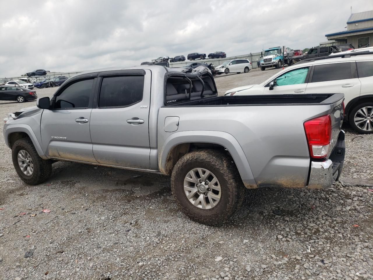 2017 Toyota Tacoma Double Cab vin: 3TMCZ5AN2HM086074