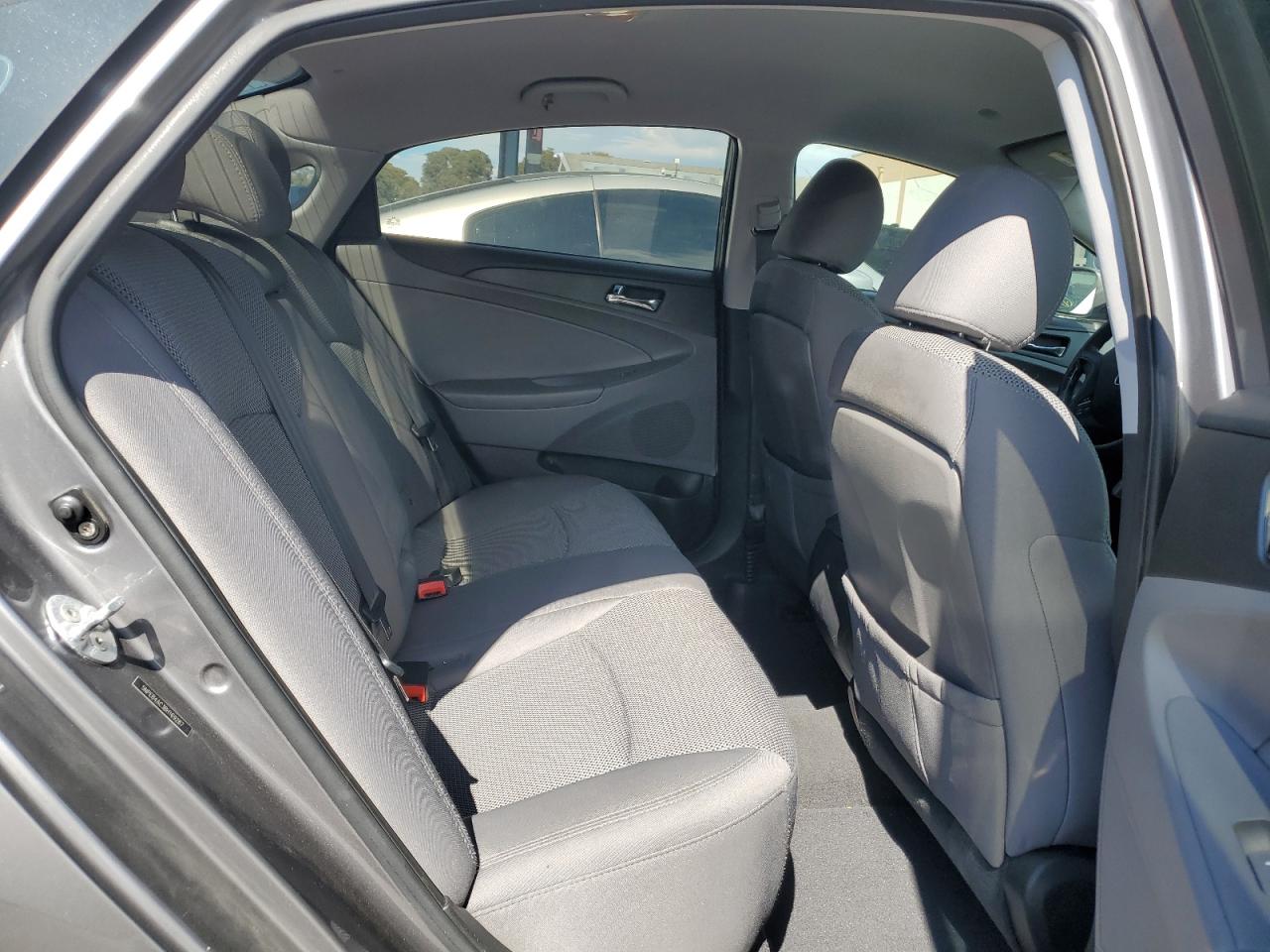 5NPEB4AC3BH169287 2011 Hyundai Sonata Gls