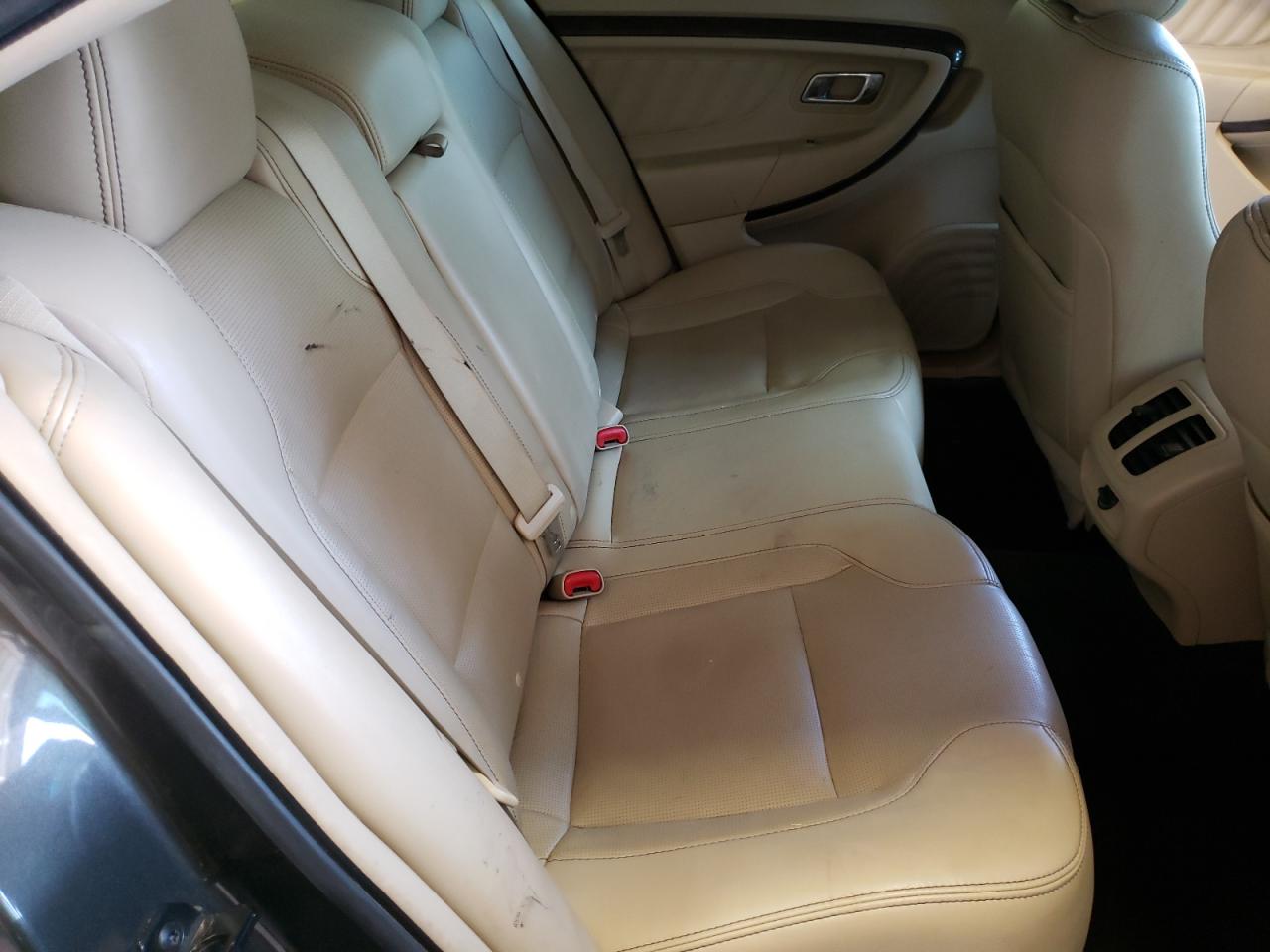 1FAHP2F86GG121887 2016 Ford Taurus Limited