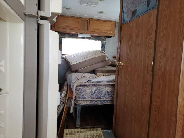 1996 Ford Econoline E350 Cutaway Van VIN: 1FDKE30G0THA81964 Lot: 60448094