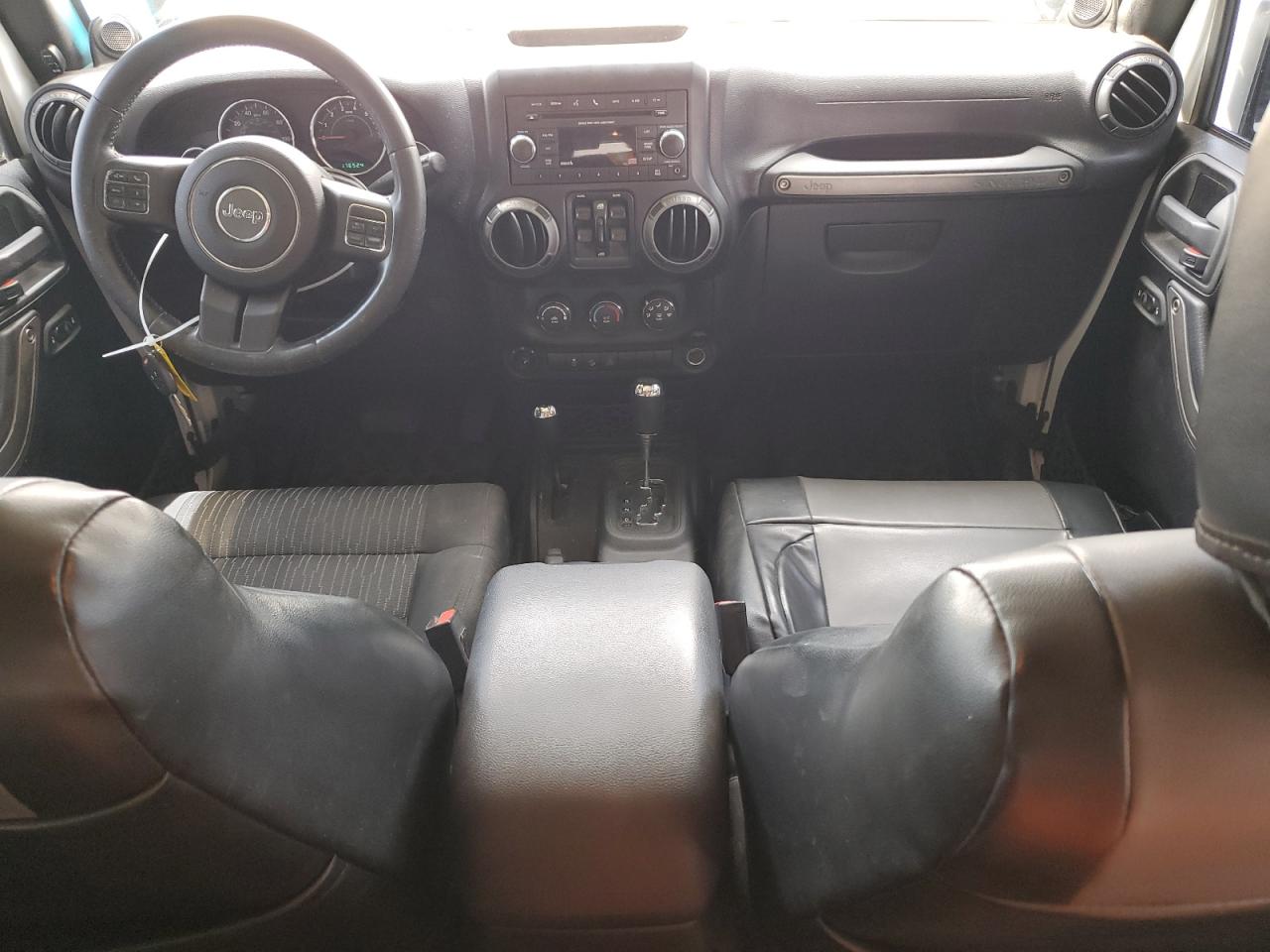 1C4BJWDG7CL141652 2012 Jeep Wrangler Unlimited Sport