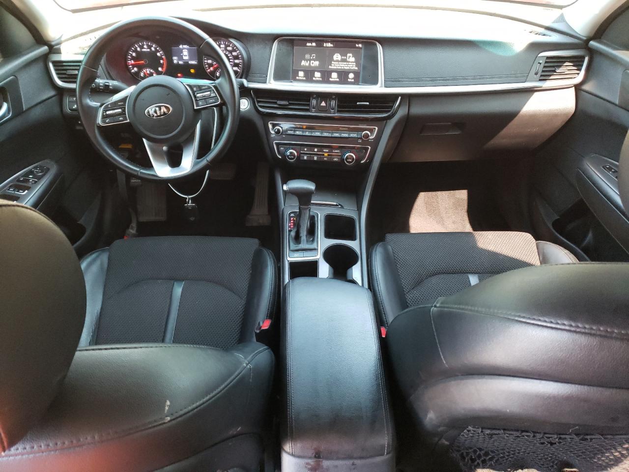 2019 Kia Optima Lx vin: 5XXGT4L35KG366525