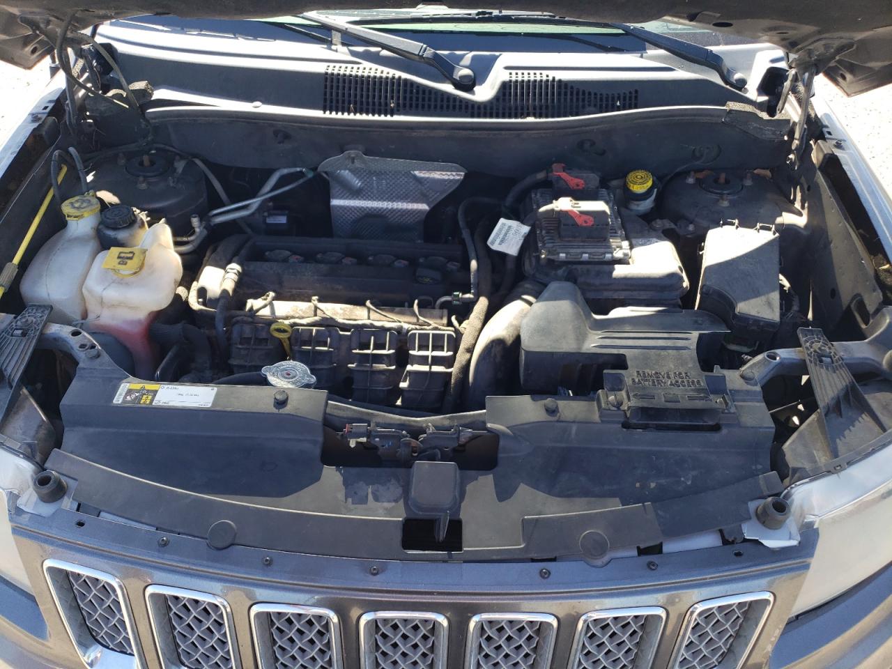 1C4NJCEA5GD599521 2016 Jeep Compass Latitude