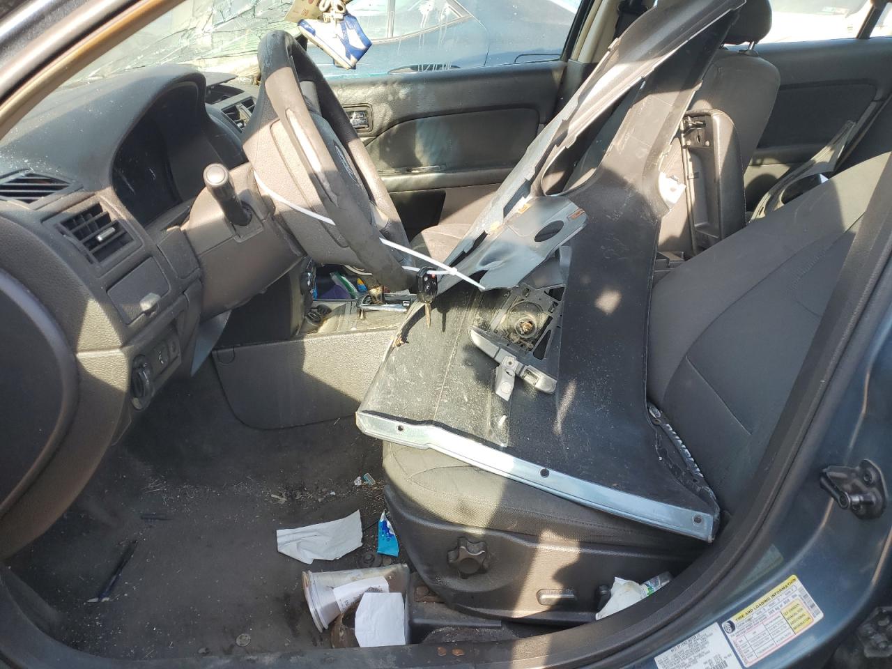 3FAHP0HG2BR217008 2011 Ford Fusion Se